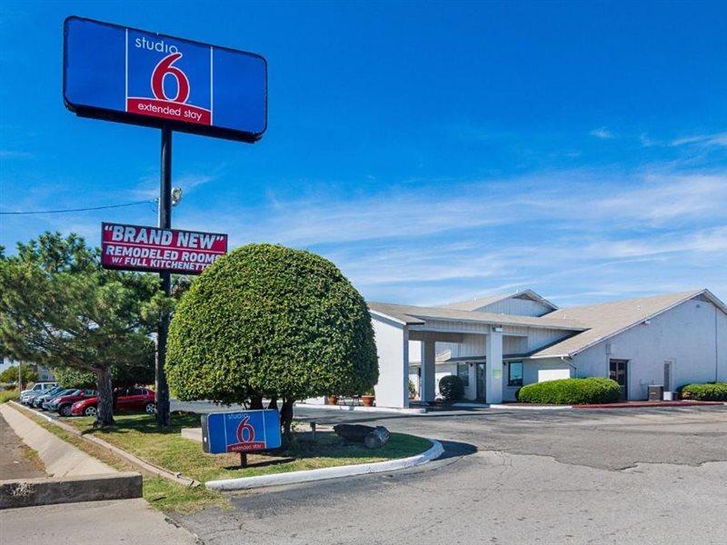 Studio Inn Extended Stay Oklahoma City Airport By Oyo المظهر الخارجي الصورة
