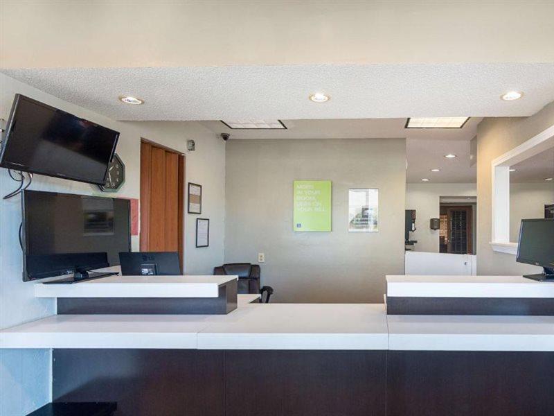 Studio Inn Extended Stay Oklahoma City Airport By Oyo المظهر الخارجي الصورة