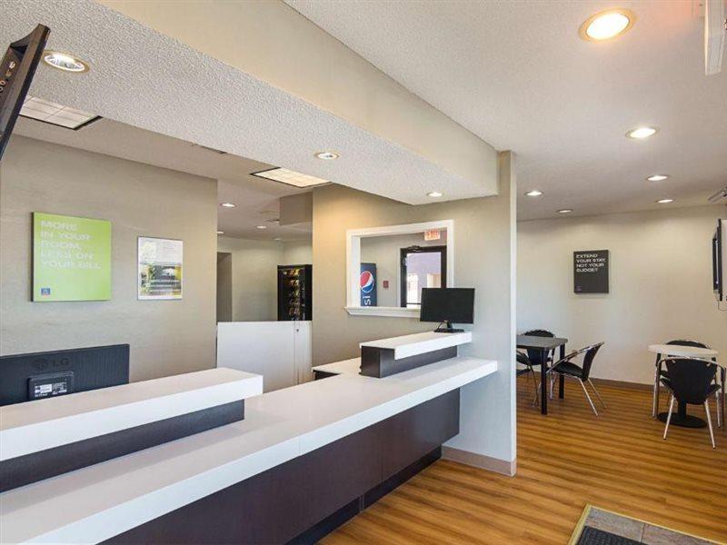 Studio Inn Extended Stay Oklahoma City Airport By Oyo المظهر الخارجي الصورة