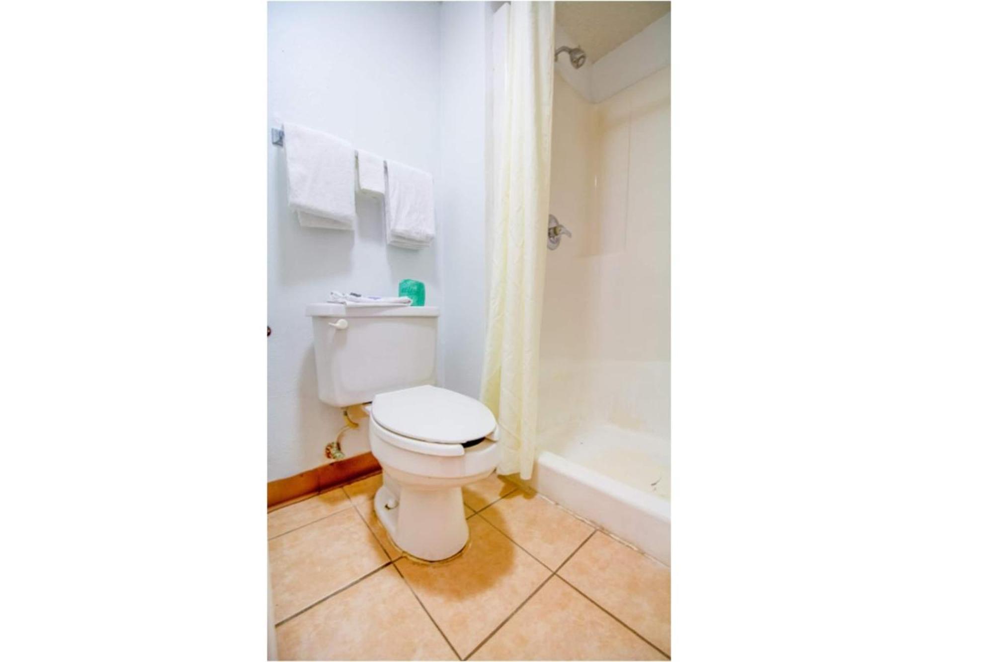 Studio Inn Extended Stay Oklahoma City Airport By Oyo المظهر الخارجي الصورة