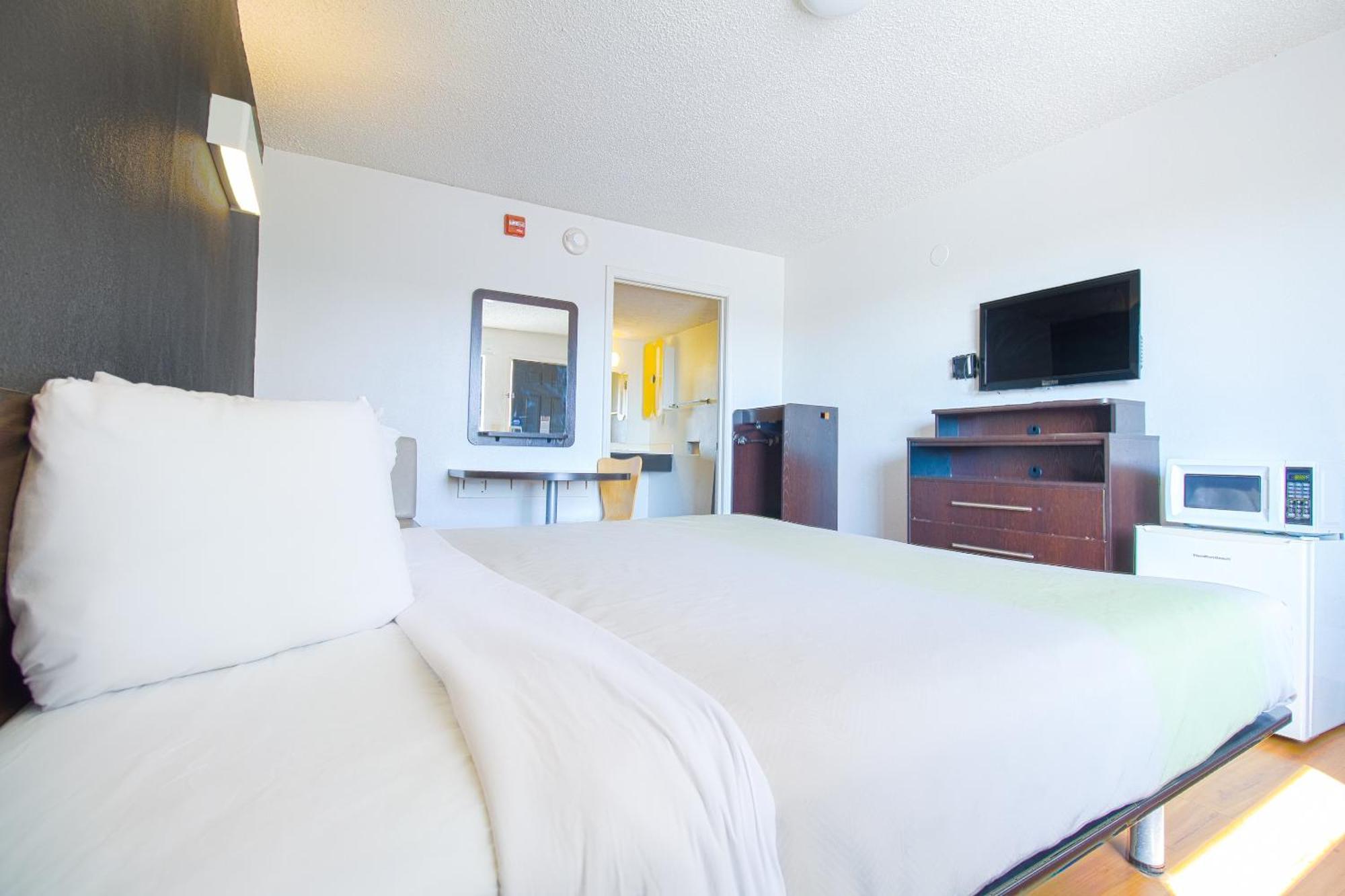Studio Inn Extended Stay Oklahoma City Airport By Oyo المظهر الخارجي الصورة