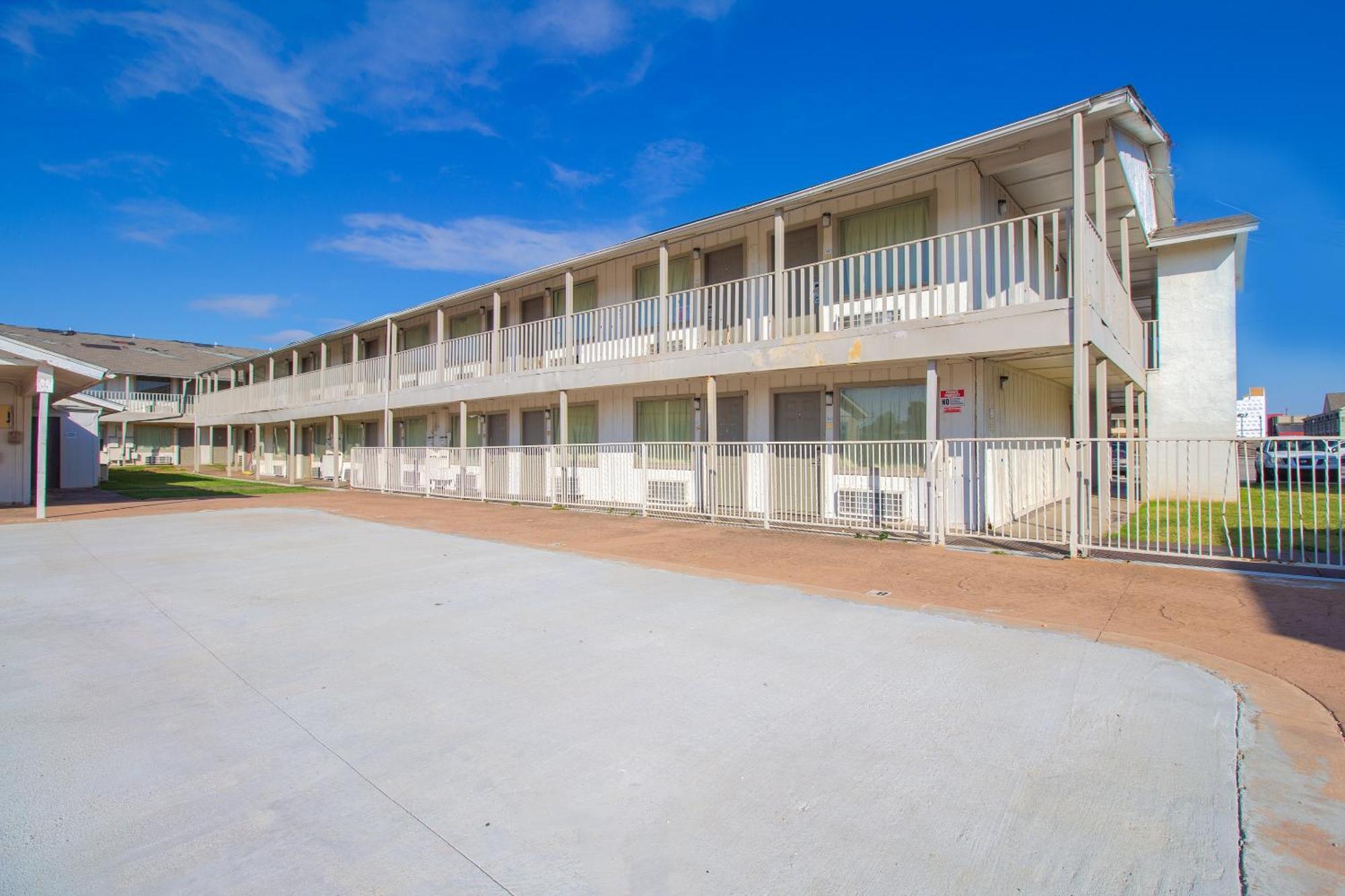 Studio Inn Extended Stay Oklahoma City Airport By Oyo المظهر الخارجي الصورة