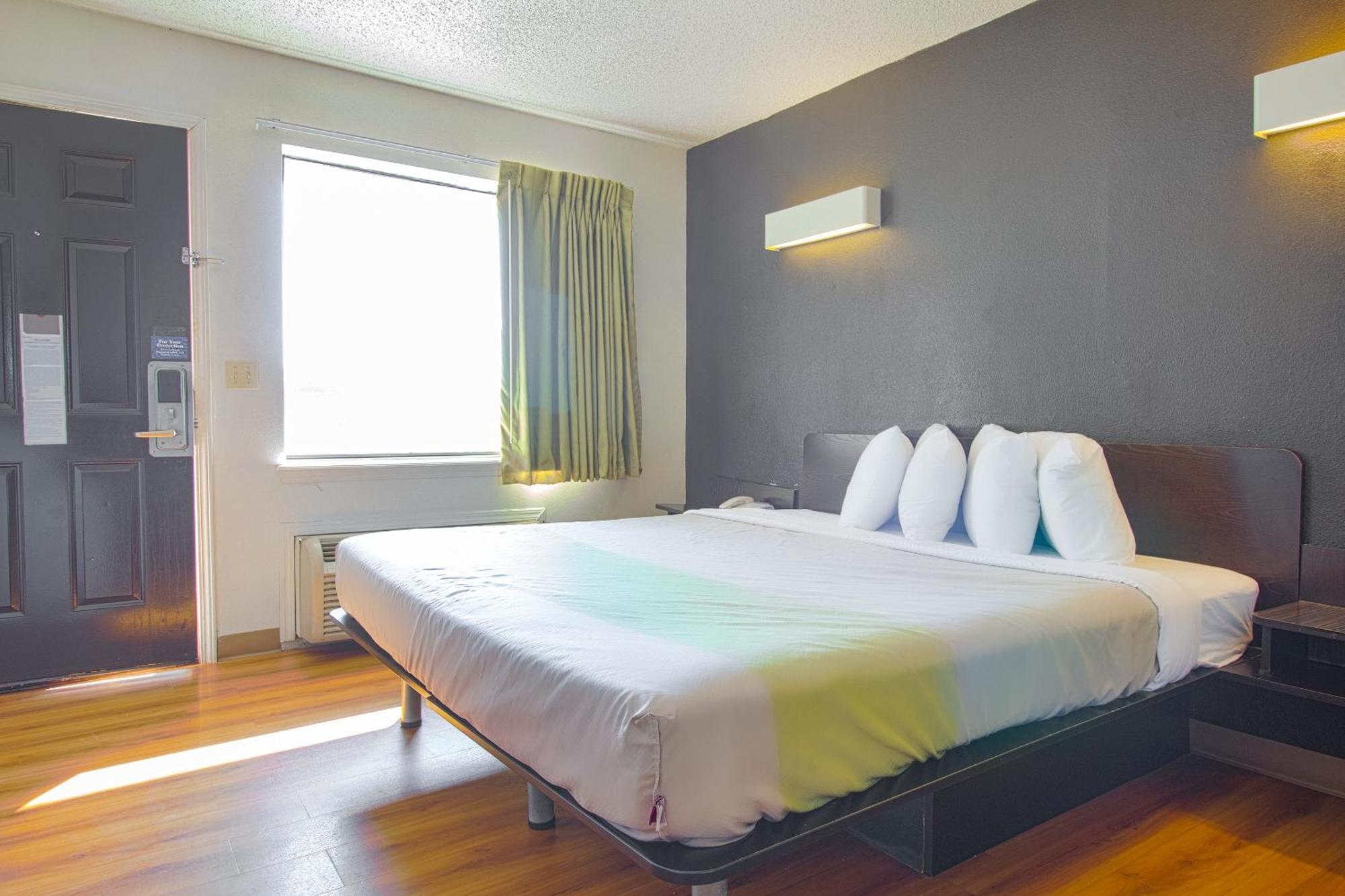 Studio Inn Extended Stay Oklahoma City Airport By Oyo المظهر الخارجي الصورة