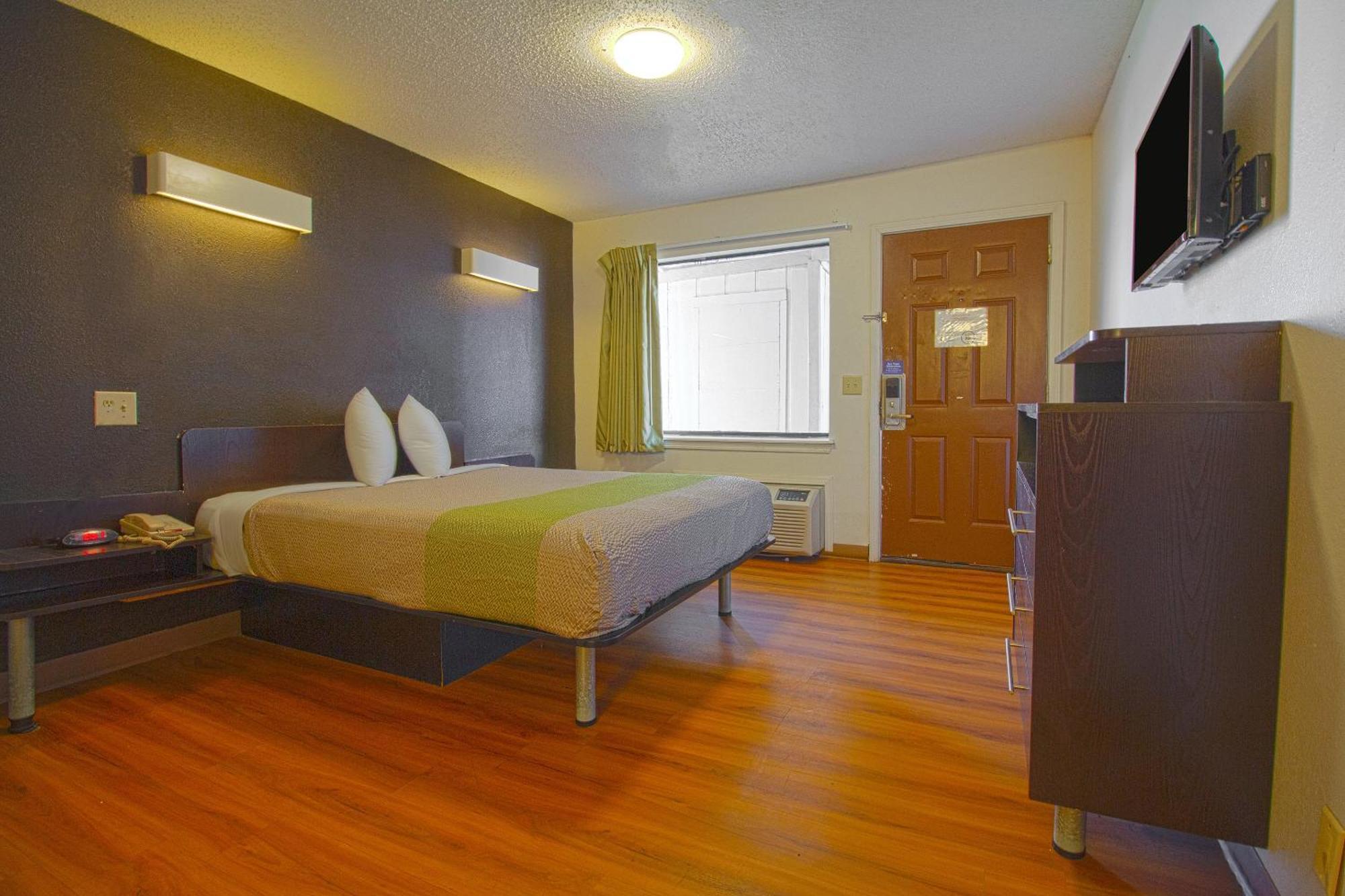 Studio Inn Extended Stay Oklahoma City Airport By Oyo المظهر الخارجي الصورة